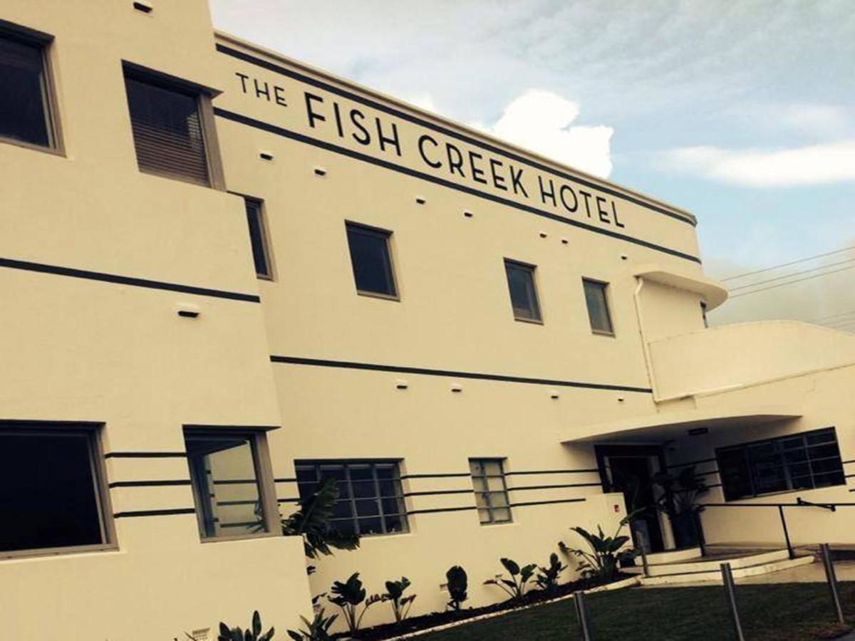 Fish Creek Hotel ภายนอก รูปภาพ
